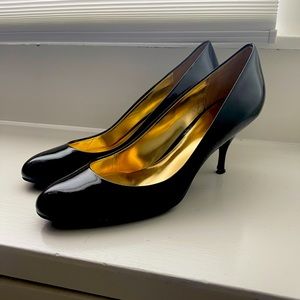Black patent Coach 2.5” pumps